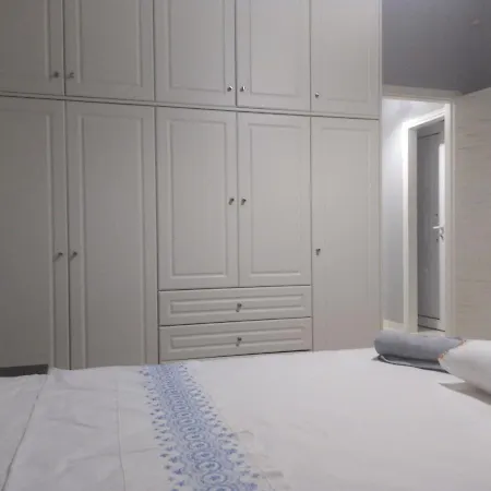 Earth N' Water * Verga Kalamata