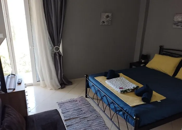 Earth N' Water Апартаменты *